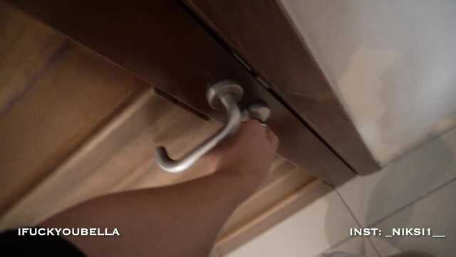 Запикапил сучку и развел ее на минет