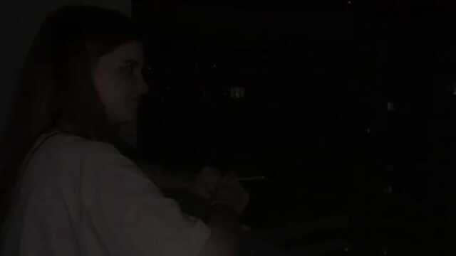 Engatou uma aluna na rua e fodeu - a na entrada