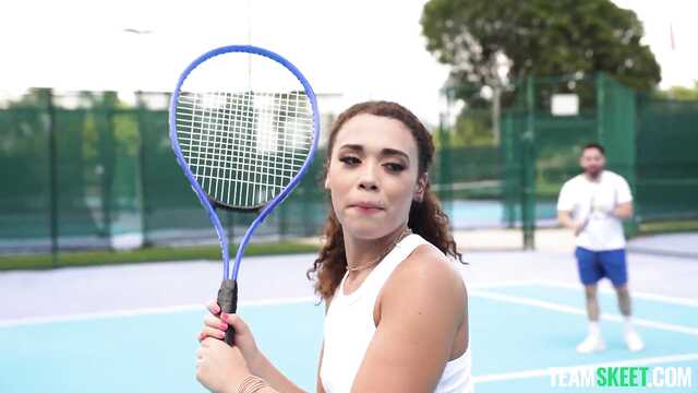 Der Trainer konnte nicht anders, als den lockeren Tönnies zu entlocken