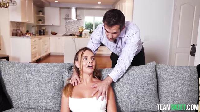 Ол әпкесіне қонаққа келді және оған қатты ренжіді