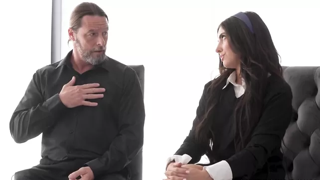 Вьетнамға секс-тур Бассейнде лесбиянка порно көру