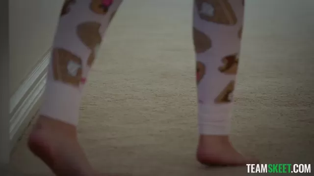 Жатақханадағы секс туралы жасырын видео