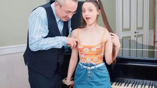 Жігітпен лифттегі порно