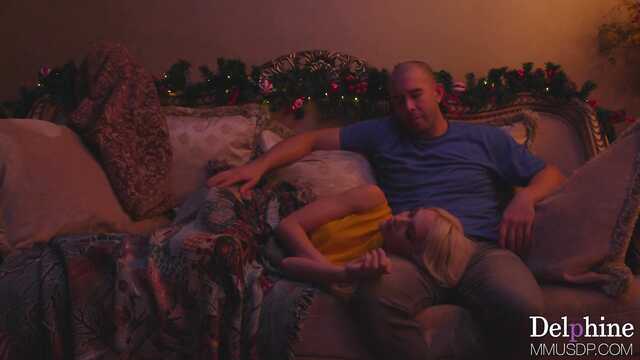Напилась вина и устроила романтические потрахушки