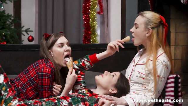 Санта оттрахал трех молодых непослушных шаболд