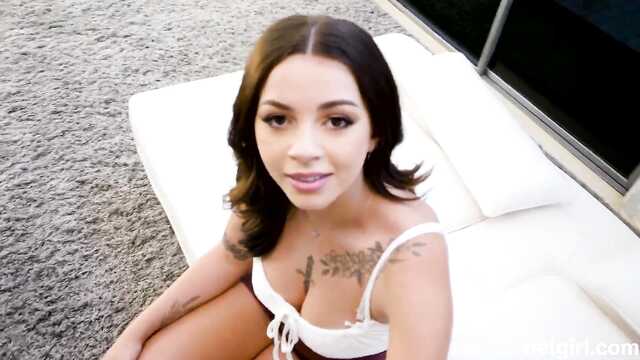 Негр дерет на кастинге распутную белую шкуру