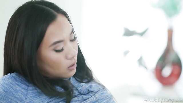 Шикарные студентки закончились дела активными ласками