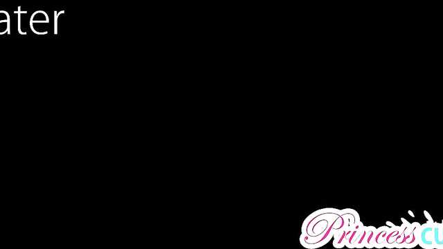 Сестра соблазняет брата на вагинальную случку и получает кремпай