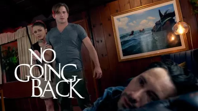 Трахаясь с грубым любовником жена мечтала кончить