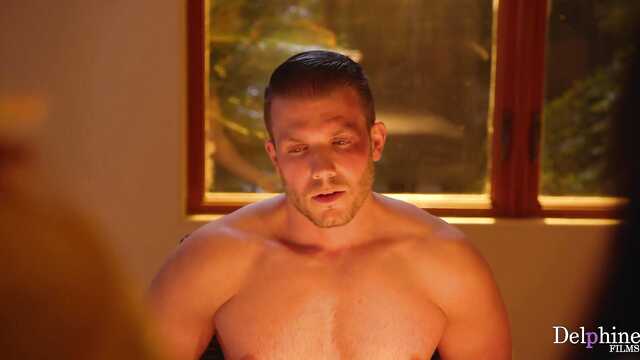 Воровки используют типа для пылкой ебли втроем