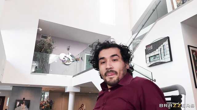 Сделали перерыв в работе для секса с оралом