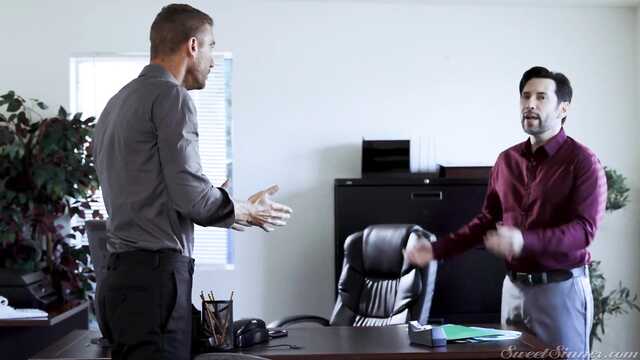 Красивая чужая жена всегда готова ублажить похотливого мачо