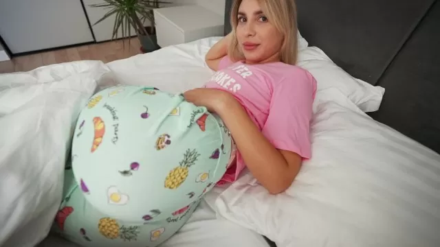 Олеся толық бейнені тартады