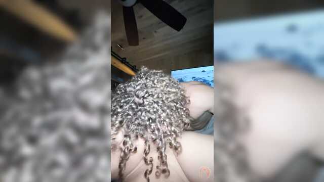 Хорошо вылизал и вошел в небритую женскую пиздень