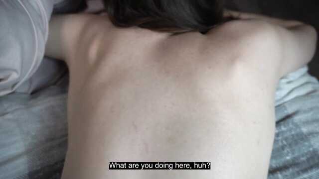 Выбрал не куклу, а сеструху