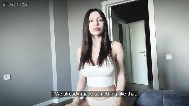 Красотка уговорила парня снять страстное порно видео вместе