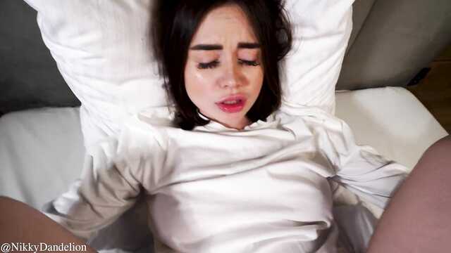 Очень хороший утренний трах и сперма на сиськах