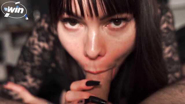 Обучающее порно видео, как нужно делать минет