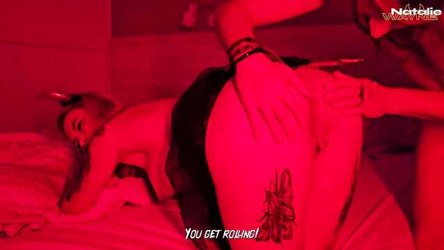 Знойная дьяволица-жена позволяет мужу в сексе все