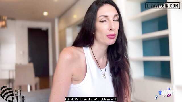 Мачеха жалуется на нехватку секса и хватается за член пасынка