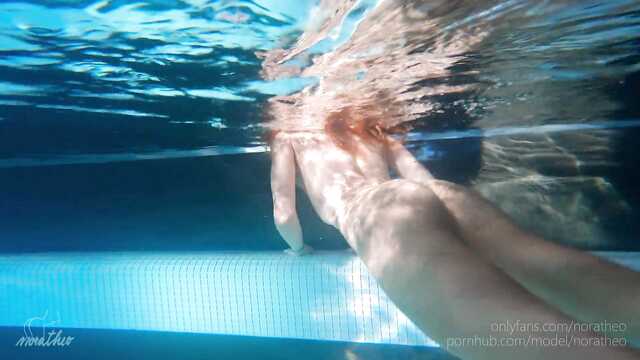 Рискованный секс партнеров в общественной сауне