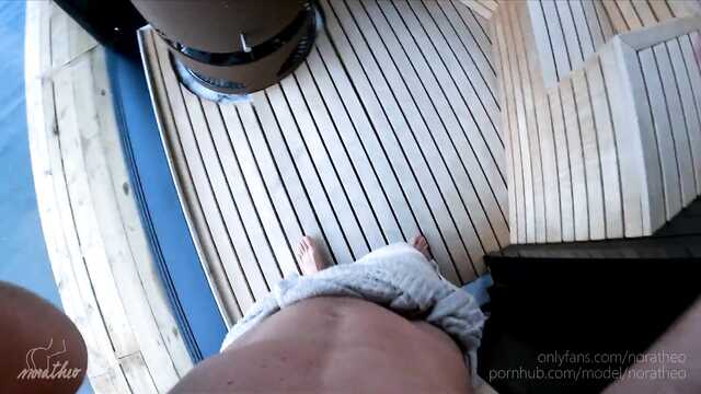 Неожиданный секс с незнакомцем в парилке