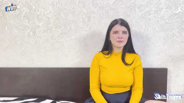 Просто задрала юбку и занялась сексом с парнем