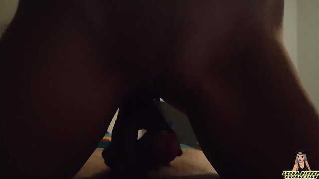 Трах симпатичной девушки сразу после знакомства