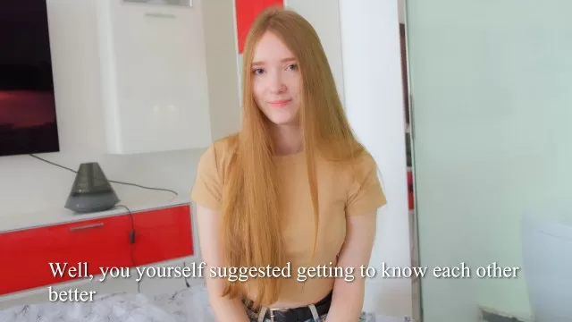 Трусики шалбардың ішінен шығып тұр Қынап пен анустың жақыннан түсірілген фотосуреттері