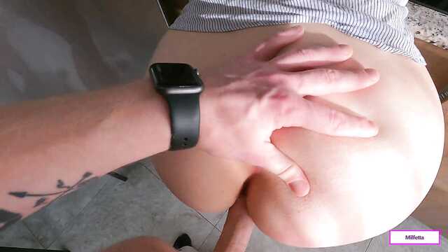 Мачеха получила сперму в письку от наглого пасынка