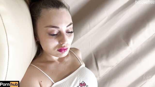 Сводный брат жестко трахнул свою сестру ночью