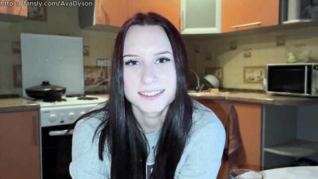 Бывшая приехала в гости и хочет снова трахаться