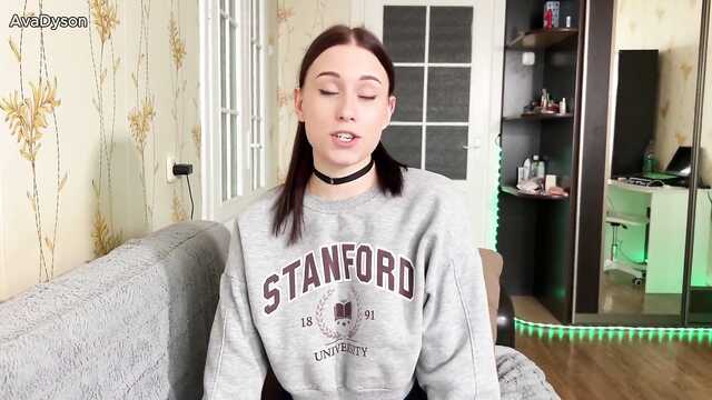 Сводная сестра проиграла в карты письку