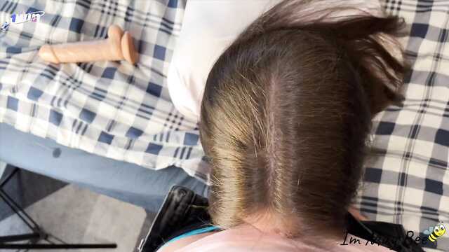 Как же хорошо она с хуем справляется