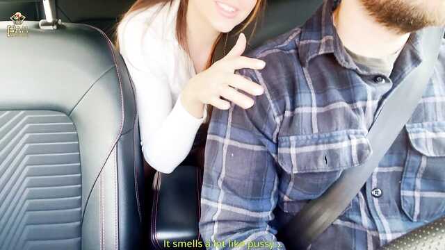 Водитель такси хорошо трахает и кормит спермой