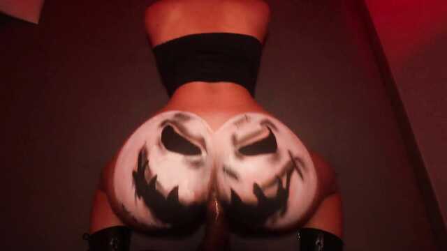 Угощение с невероятным сюрпризом в горячем сексе