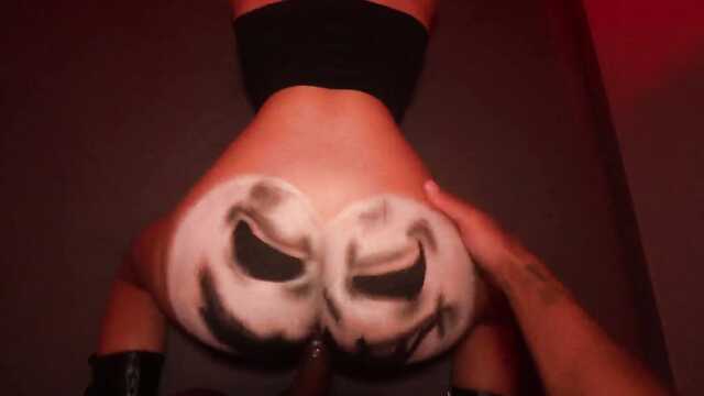 Угощение с невероятным сюрпризом в горячем сексе