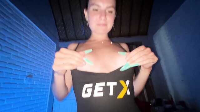 Минет в туалете и страстный секс в номере отеля