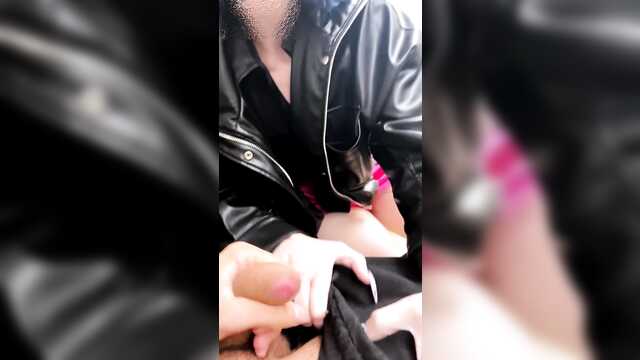 В метро мы еще не трахались!