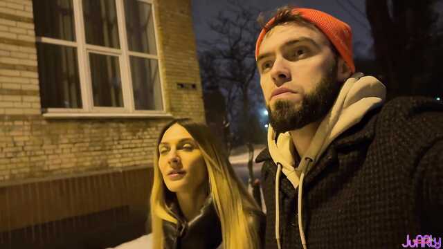 Анальный рождественский секс