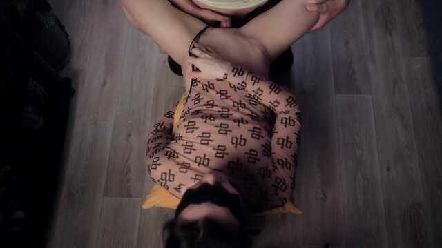 Я твоя послушная рабыня, еби все мои отверстия