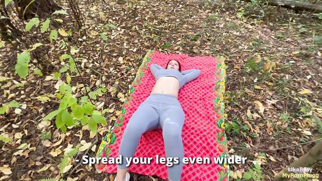 Горячее упражнение закончилось сексом в лесу