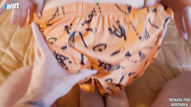 Ей необходима слава на Порнхаб!