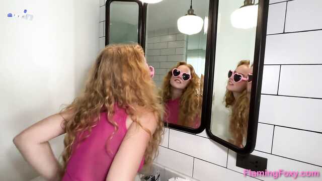 Ей просто необходим анал и сперма в ротик