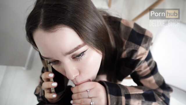 Изменила пареньку со сводным братом