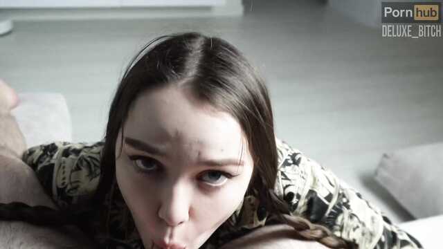 Сестричка научилась сосать хуи