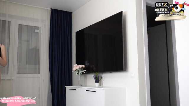 У молодой мачехи сильно киска чесалась