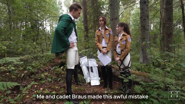 Привел подруг в лес чтобы пососали член и яйца