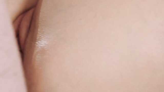 Хрупкая балерина разрешает тренеру кончить в писю