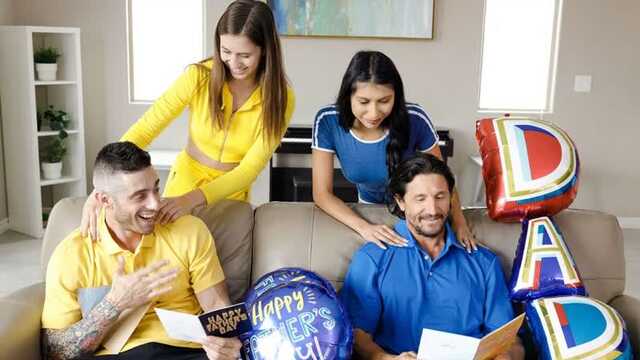 Американская групповушка с папками